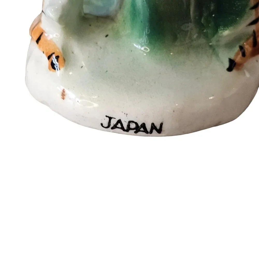 Porcelain Rooster Figurine Made in‎ Japan, Chicken Farmhouse Decor, Vintage 5